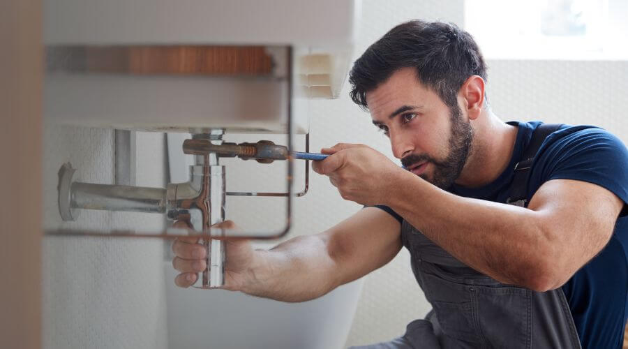 Faucet aerator cleaning/replacement in Carlisle, AR